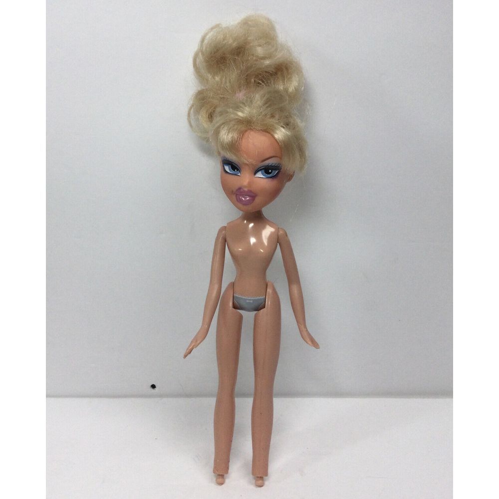 Bratz Campfire Cloe‎ Blonde Fashion Doll Figure Nude MGA Entertainment 2001 VTG
